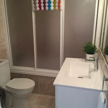 Apartamento A 50m De La Playa De La Carihuela