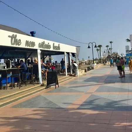 Apartamento A 50m De La Playa De La Carihuela