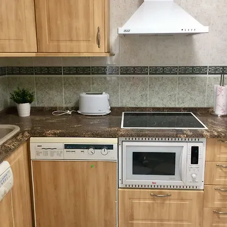 Apartamento A 50m De La Playa De La Carihuela